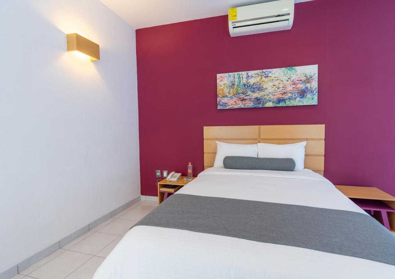 סלמנקה Hotel Mexico Inn Express מראה חיצוני תמונה